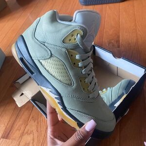 Jordan 5s “jade horizon”